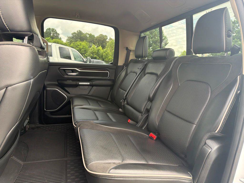 Used 2021 RAM 1500 Laramie AWD/4WD image 17