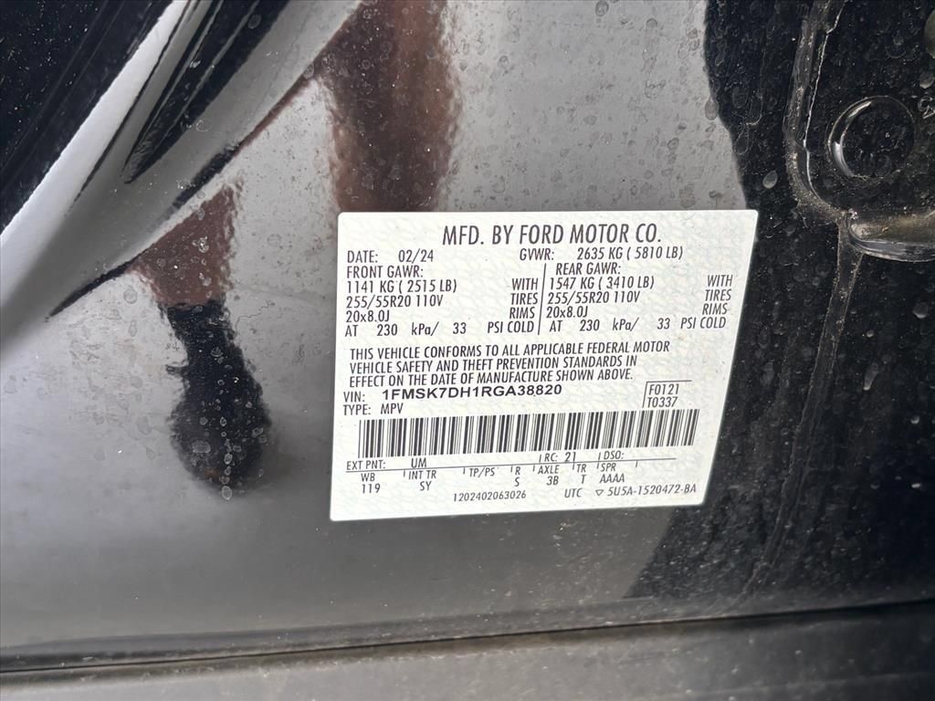 Used 2024 Ford Explorer XLT w/ Equipment Group 202A RWD image 31