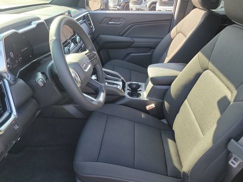 New 2026 GMC Canyon Elevation RWD image 9