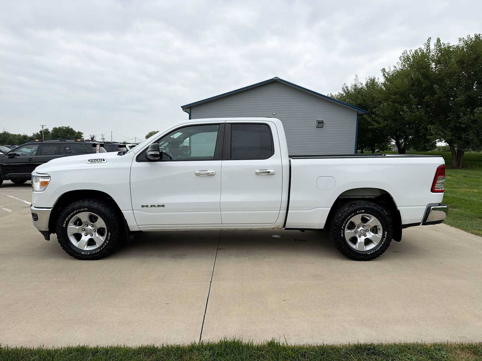 Used 2019 RAM 1500 Big Horn AWD/4WD image 2
