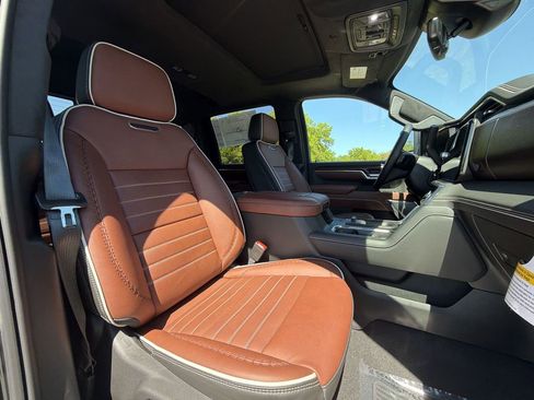 New 2026 GMC Sierra 2500 Denali Ultimate AWD/4WD image 36