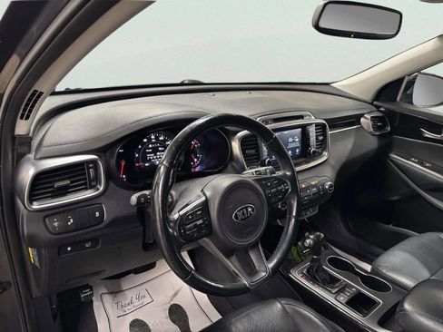 Used 2018 Kia Sorento EX image 13
