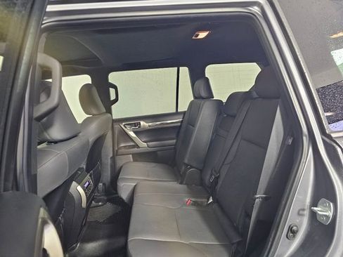 Used 2020 Lexus GX 460 Premium image 20