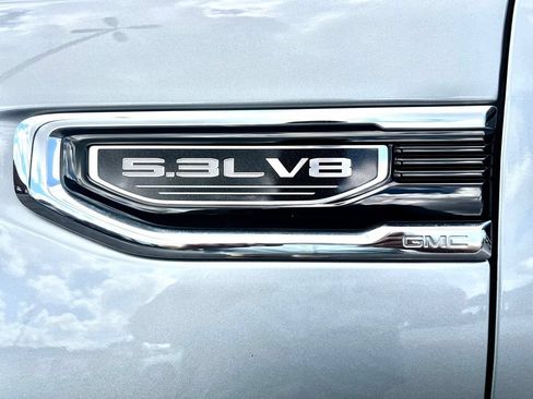 Used 2024 GMC Sierra 1500 SLT AWD/4WD image 13