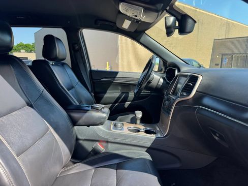 Used 2015 Jeep Grand Cherokee Limited AWD/4WD image 27