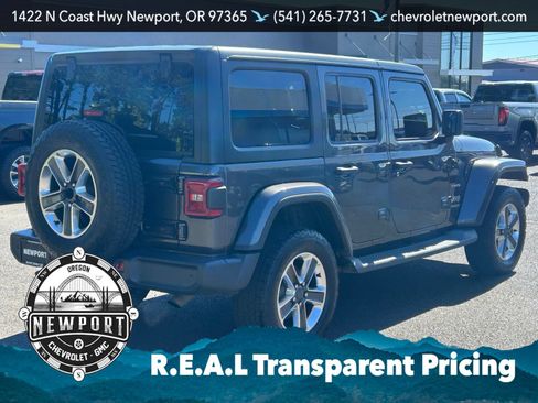 Used 2019 Jeep Wrangler Unlimited Sahara AWD/4WD image 5