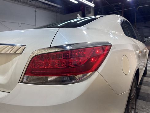 Used 2010 Buick LaCrosse CXL image 10
