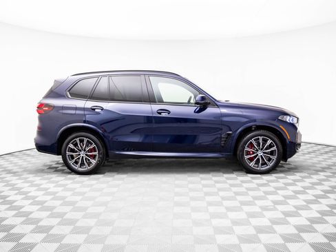 New 2026 BMW X5 xDrive40i w/ M Sport Package AWD/4WD image 7