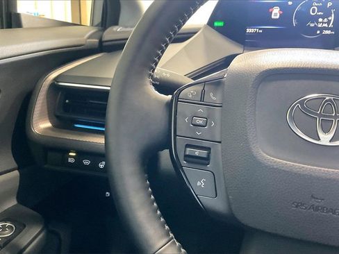 Used 2024 Toyota Prius XLE image 8
