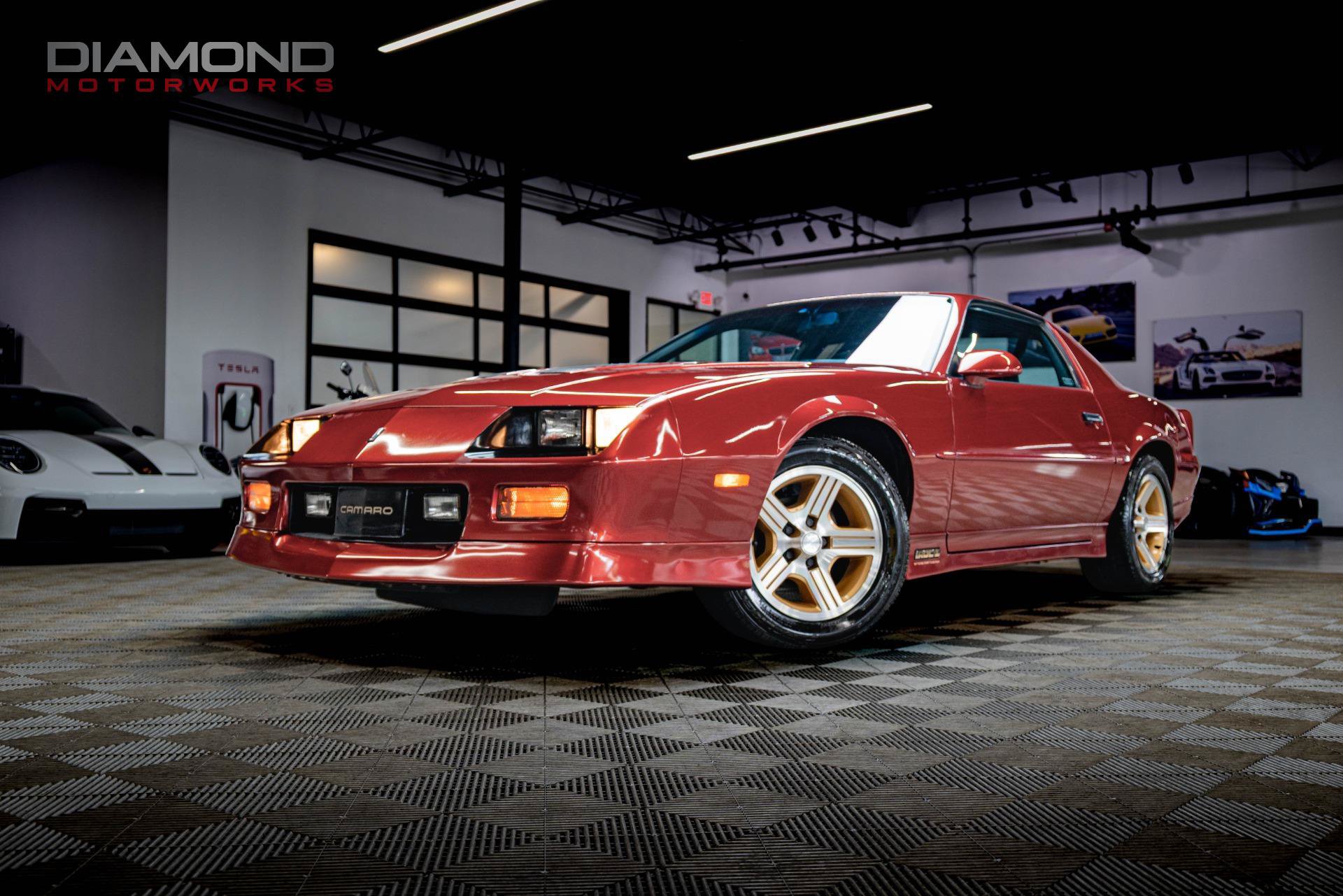 Used 1989 Chevrolet Camaro IROC-Z RWD image 21