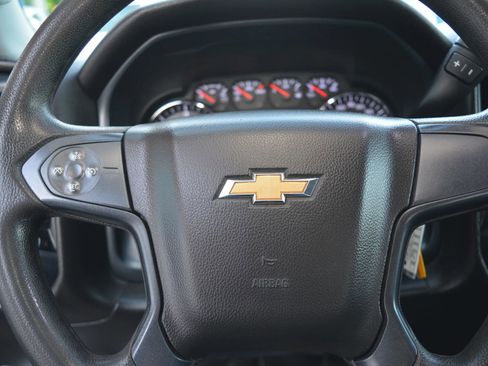 Used 2018 Chevrolet Silverado 2500 W/T image 20
