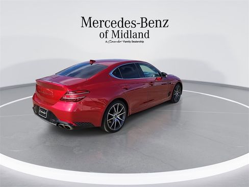 Used 2023 Genesis G70 2.0T image 8