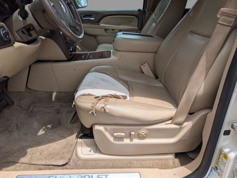 Used 2013 Chevrolet Tahoe LTZ AWD/4WD image 13