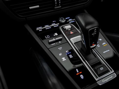 Used 2019 Porsche Cayenne E-Hybrid AWD/4WD image 52