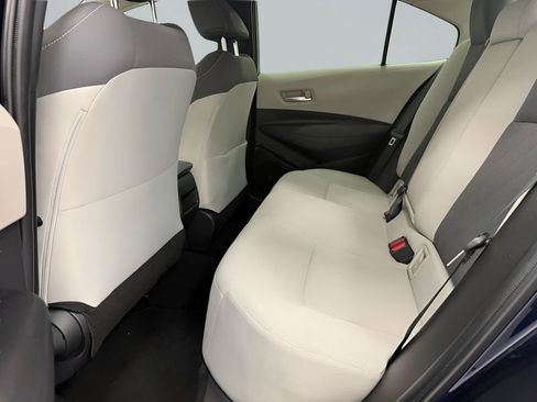 Used 2020 Toyota Corolla LE FWD image 13