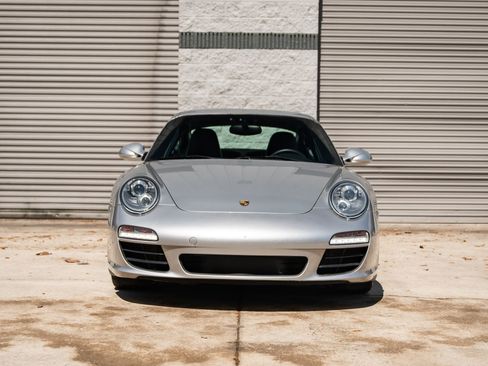 Used 2009 Porsche 911 Carrera S RWD image 3