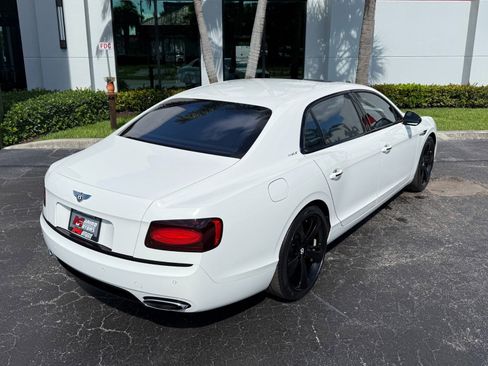 Used 2018 Bentley Flying Spur S W12 AWD/4WD image 21