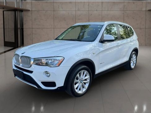 Used 2016 BMW X3 xDrive28i image 2