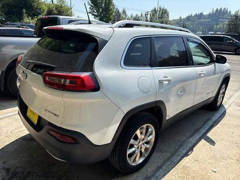 Used 2016 Jeep Cherokee Limited AWD/4WD image 7