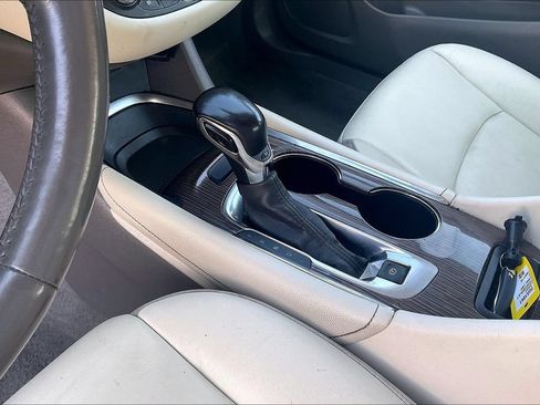 Used 2022 Chevrolet Malibu LT w/ Leather Package FWD image 18