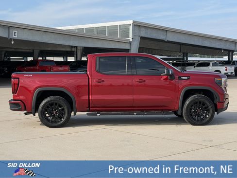 Certified 2022 GMC Sierra 1500 Elevation w/ Elevation Premium Package AWD/4WD image 3