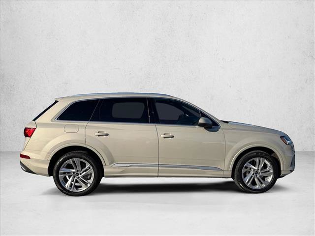 Used 2023 Audi Q7 3.0T Premium Plus w/ Premium Plus Package AWD/4WD image 4