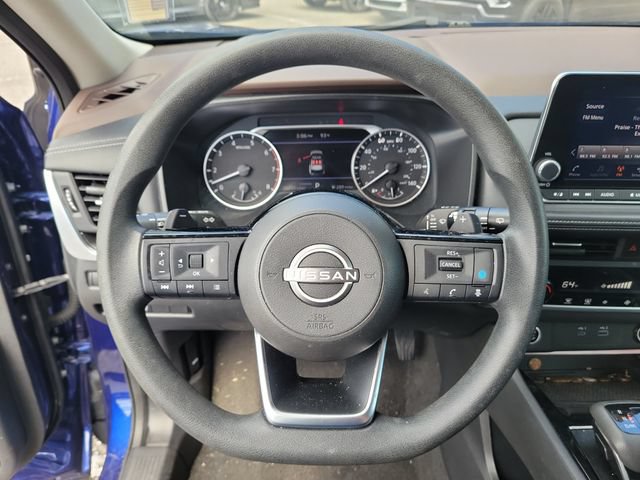 Used 2023 Nissan Rogue SV FWD image 23