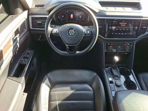 Used 2019 Volkswagen Atlas SEL Premium image 11
