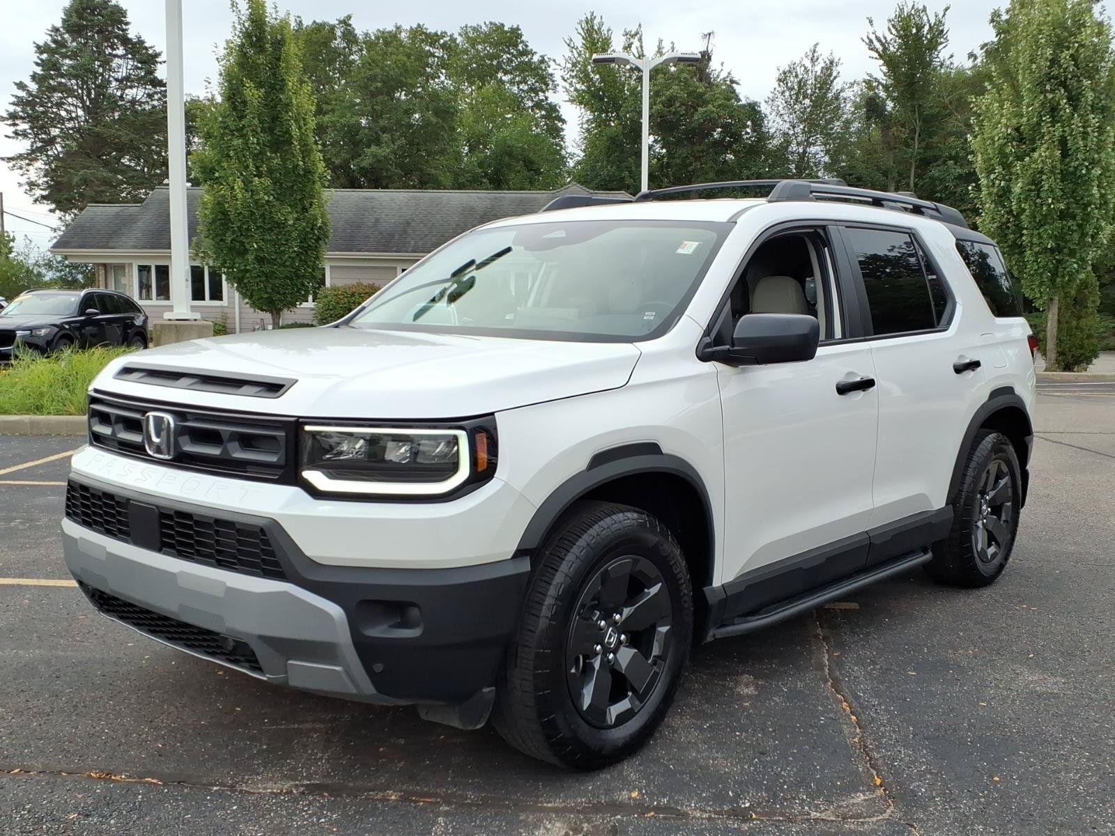 Certified 2026 Honda Passport RTL image 3