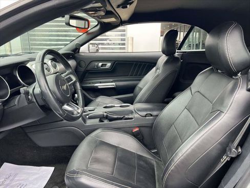 Used 2018 Ford Mustang Premium RWD image 19