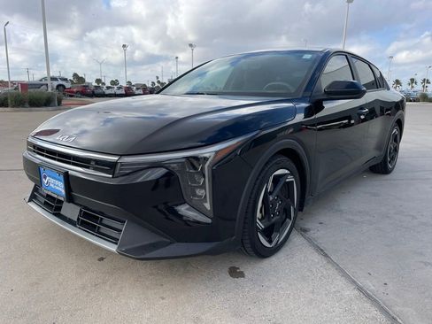 Used 2025 Kia K4 EX image 4