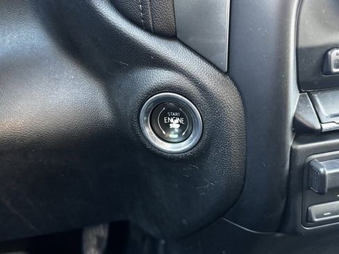 Used 2020 Chevrolet Silverado 2500 LTZ image 30