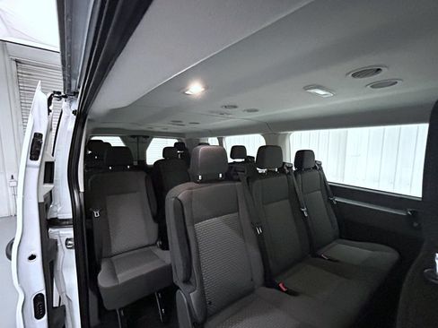 Used 2025 Ford Transit 350 XLT RWD image 18