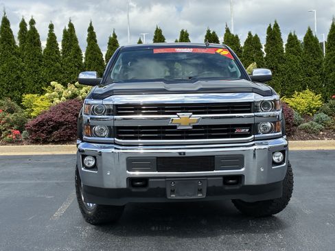 Used 2015 Chevrolet Silverado 2500 LTZ AWD/4WD image 5