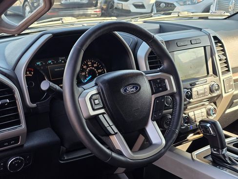 Used 2017 Ford F150 Lariat w/ Equipment Group 502A Luxury image 21