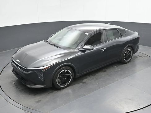 Used 2025 Kia K4 EX FWD image 17