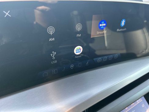 New 2026 Cadillac Vistiq Luxury image 13