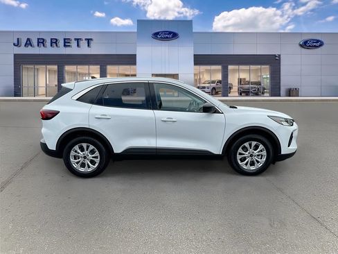 Certified 2024 Ford Escape Active w/ Tech Pack #1 FWD image 8
