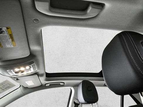 Certified 2025 Mercedes-Benz GLE 350 GLE 350 w/ Driver Assistance Package image 16