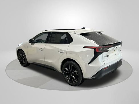 New 2026 Subaru Solterra image 7