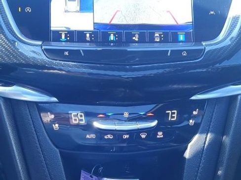 Used 2023 Cadillac XT6 Sport image 6