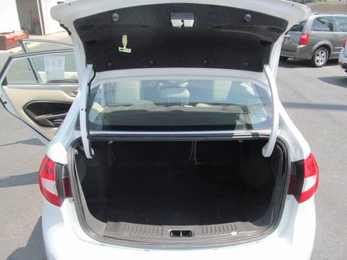 Used 2011 Ford Fiesta SE w/ 202A Rapid Spec Order Code FWD image 18