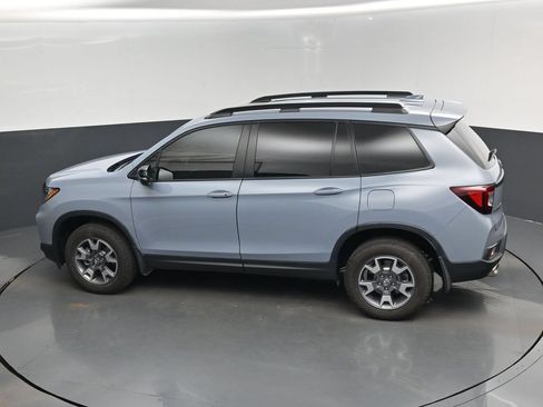 Used 2023 Honda Passport TrailSport image 14