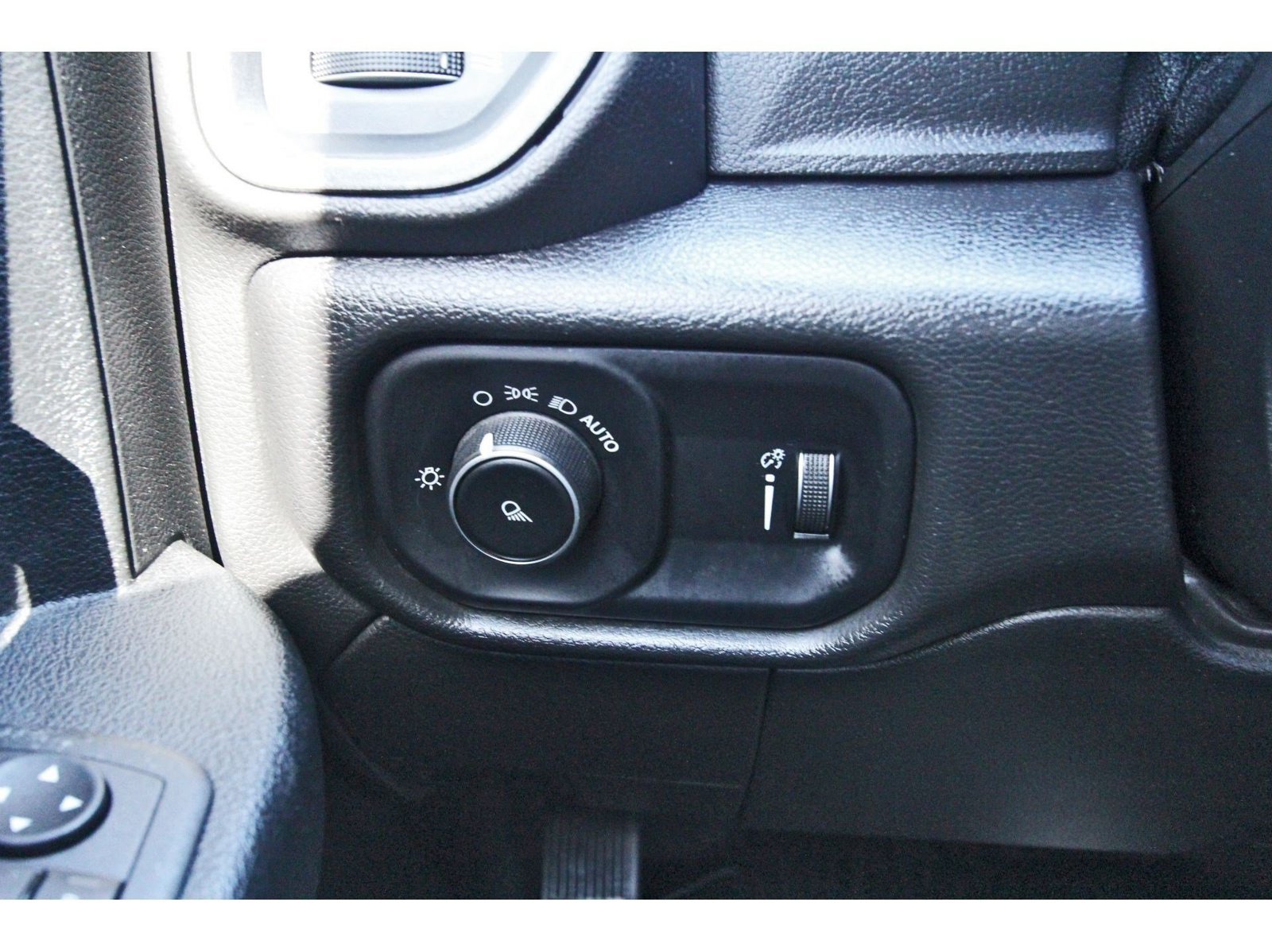Used 2022 RAM 2500 Tradesman AWD/4WD image 19