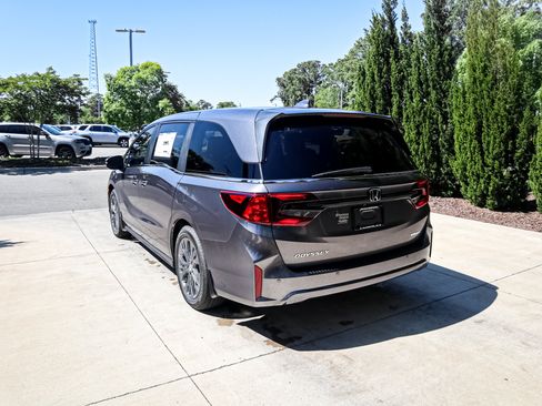 New 2026 Honda Odyssey Elite image 8