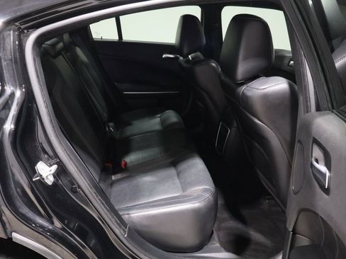Used 2018 Dodge Charger GT image 21