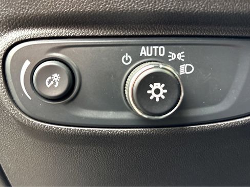 Certified 2024 Chevrolet Equinox LT image 15