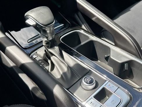 Used 2025 Kia Telluride S image 18