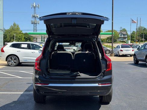 Certified 2025 Volvo XC90 B6 Plus AWD/4WD image 5