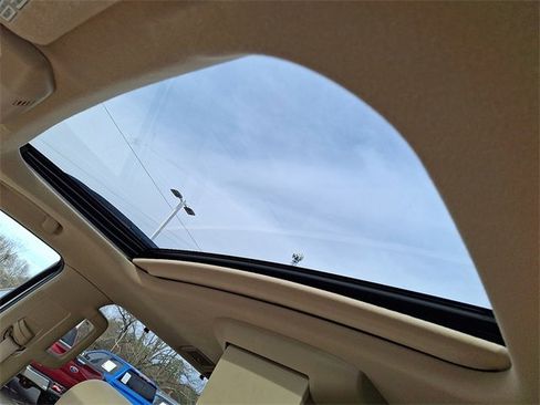 Used 2014 Toyota Sequoia Platinum image 12